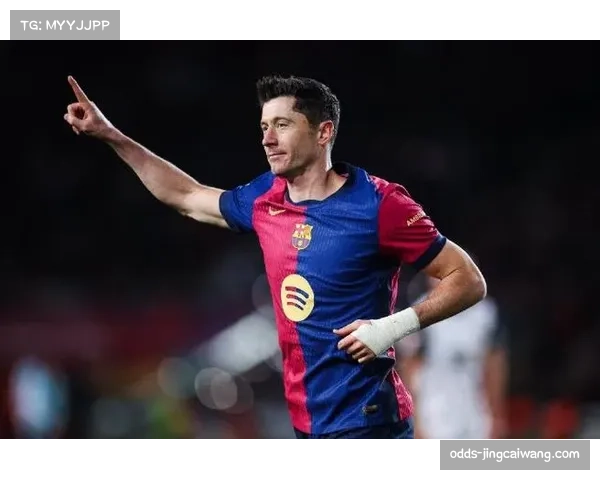 莱万复出4场造5球 巴萨老将撑起锋线大旗